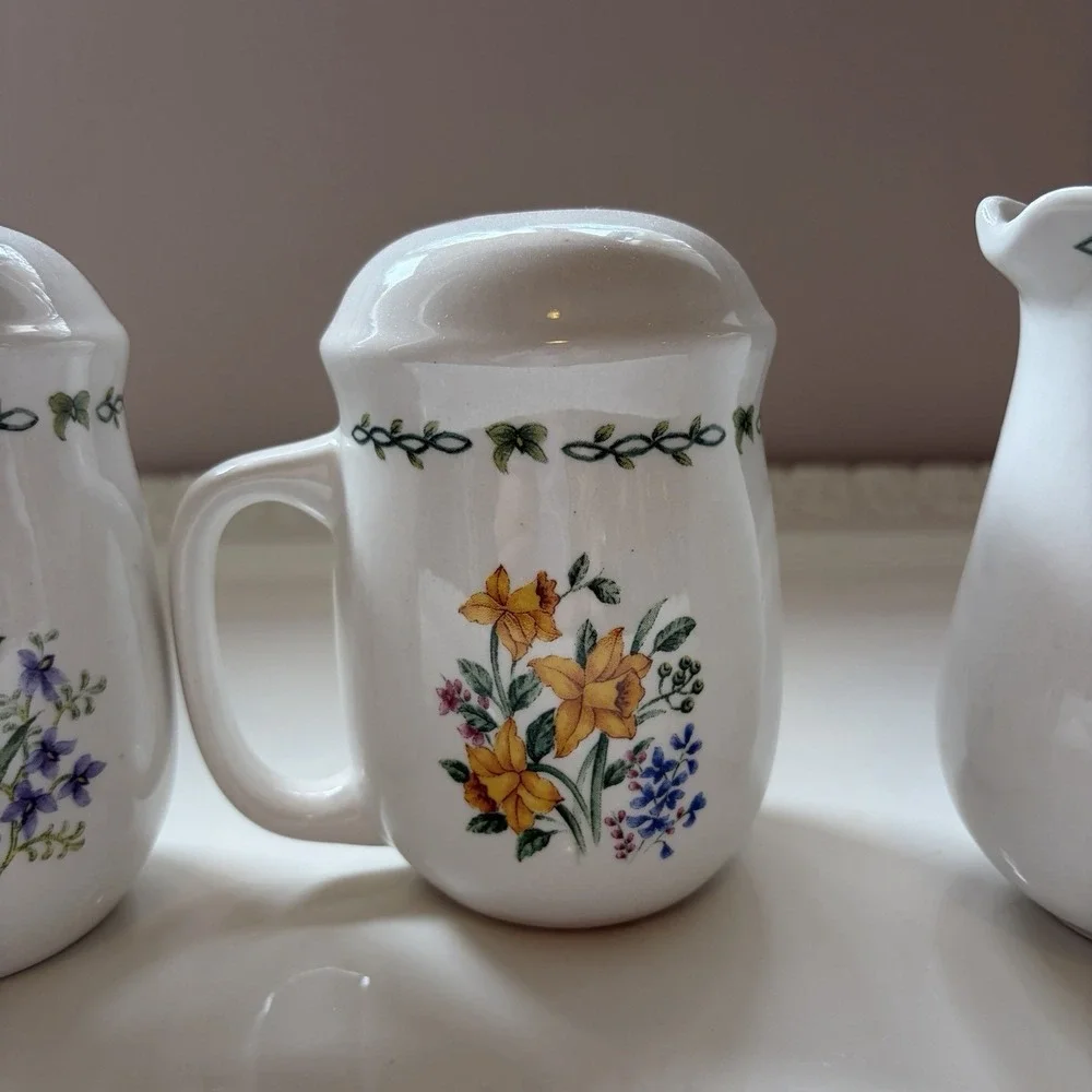 Thomson Pottery Floral Garden China Creamer & Covered Shakers Set Microwave Safe